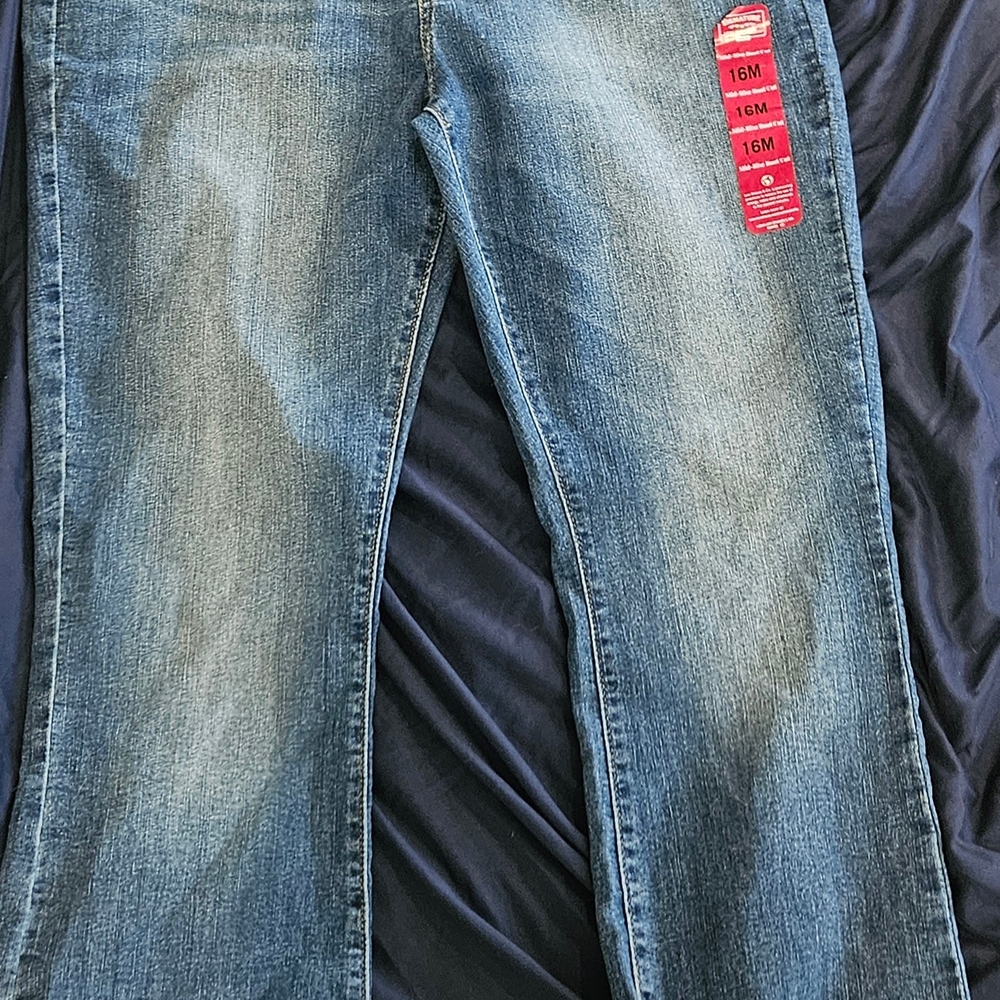 Signature by Levi Strauss Women's Boot Cut Jeans - Blue